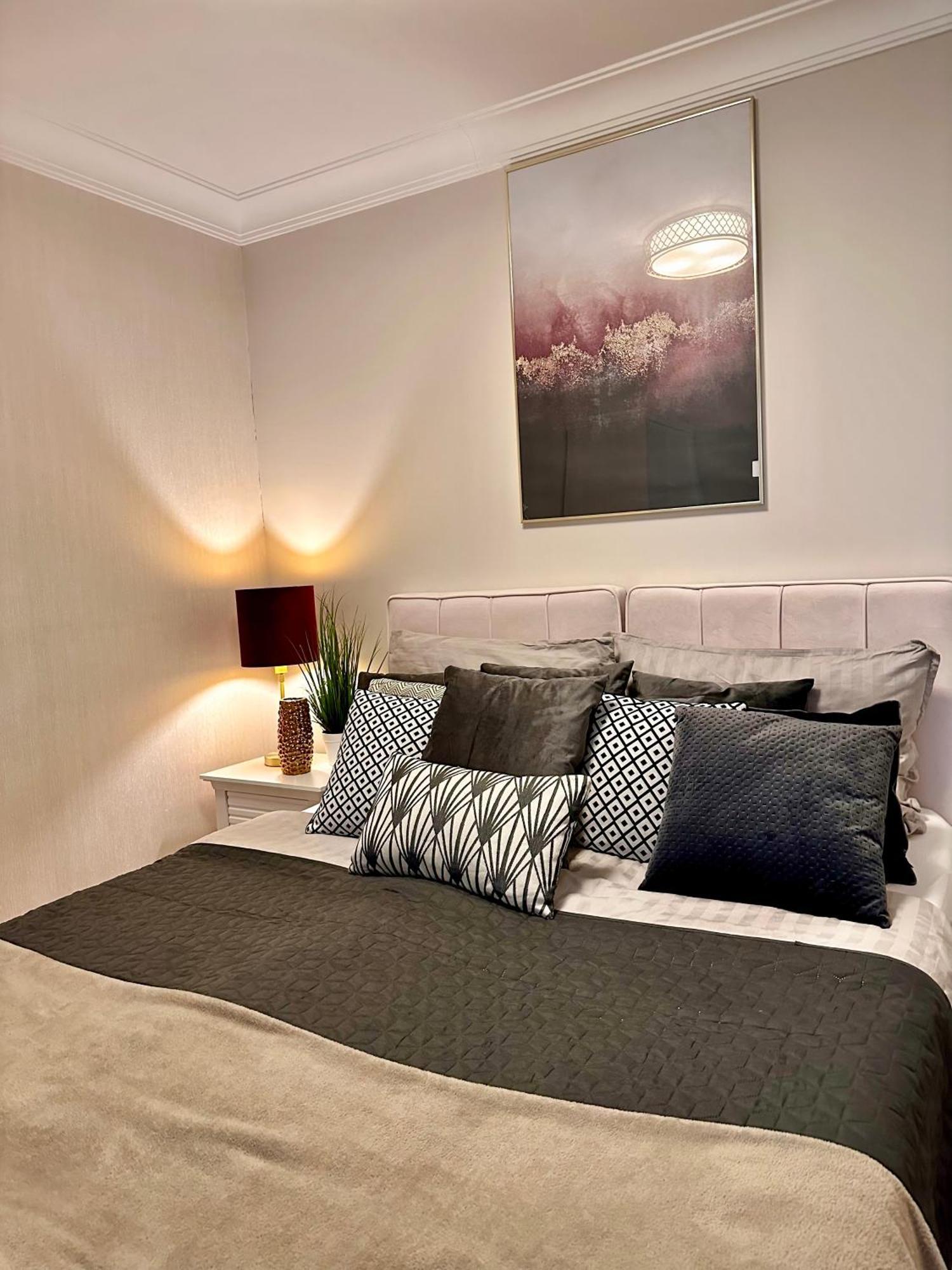 Apartamenty Kielce- Apartament Rubin Przy Zalew Kielecki, Faktura, Parking, Centrum Eksteriør billede